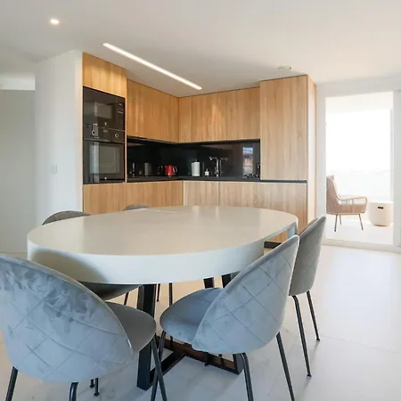 Apartment Amazing - *
